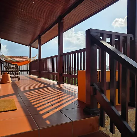 N2 Wood Chalet *